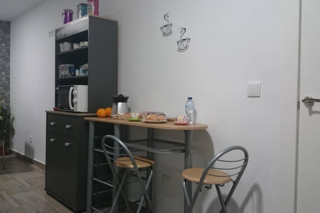 Espacioso Y Centrico Piso Con Zona Chill-Out Alicante Exterior photo