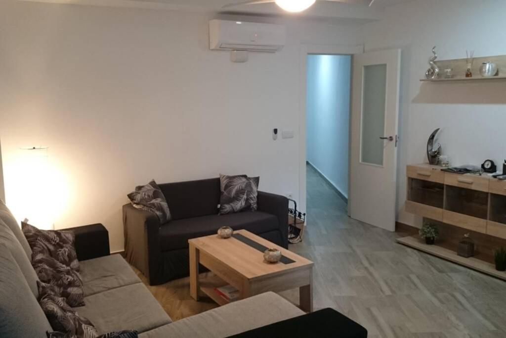 Espacioso Y Centrico Piso Con Zona Chill-Out Alicante Exterior photo