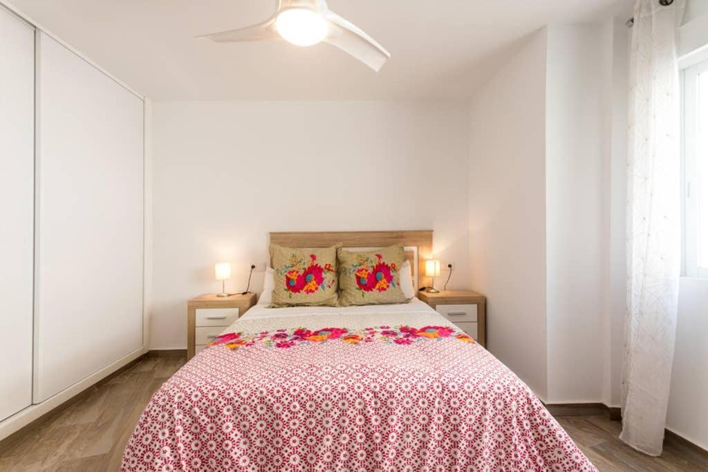 Espacioso Y Centrico Piso Con Zona Chill-Out Alicante Exterior photo